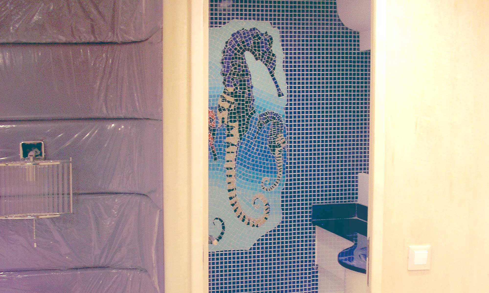 Glass Mosaic Tile Design on Motor Yacht - Master bathroom - Wall